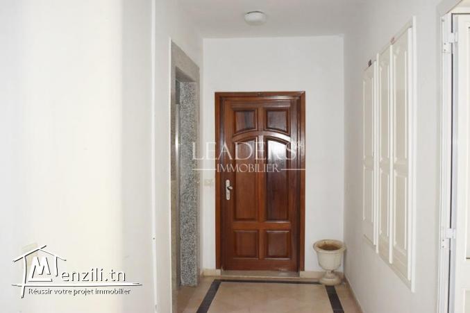 Appartement à cité Elwahat