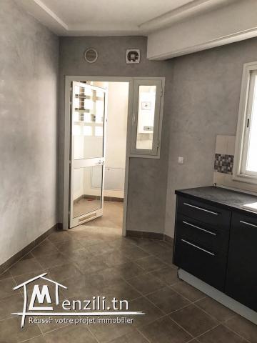 Appartement S+1 à Louer au Lac 3