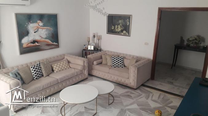 A vendre S+3  MENZAH 7bis à côté de l’école « La Fontaine »