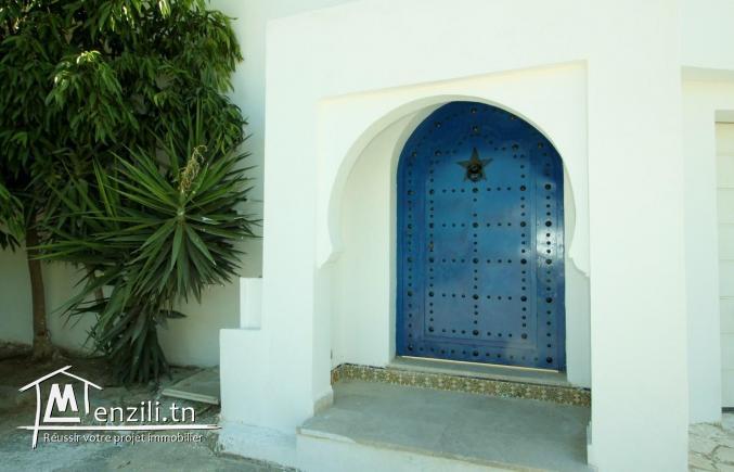 Lumineuse villa à Gammarth