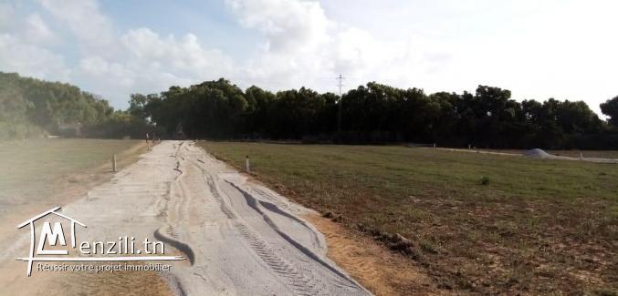 terrain à vendre pieds dans l'eau avec prix raisonnable