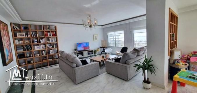 Bel appartement avec vue sur le lac