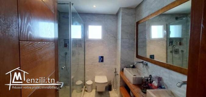 Bel appartement avec vue sur le lac