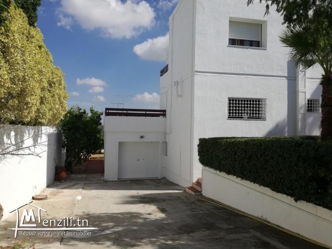 A Vendre Une Belle et Grande Villa