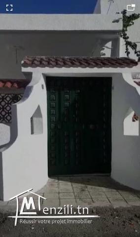 A vendre une villa S + 3 , jardin et guarage au KEF