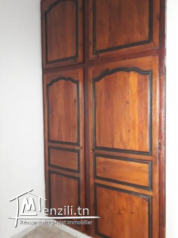 A vendre une villa S + 3 , jardin et guarage au KEF