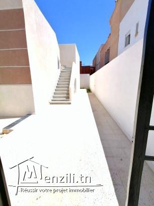 une nouvelle villa a vende a rades plage