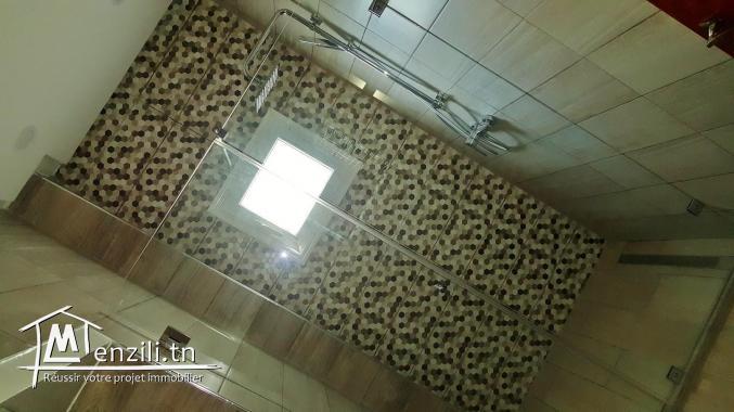 Coquet appartement meublé avec jardin