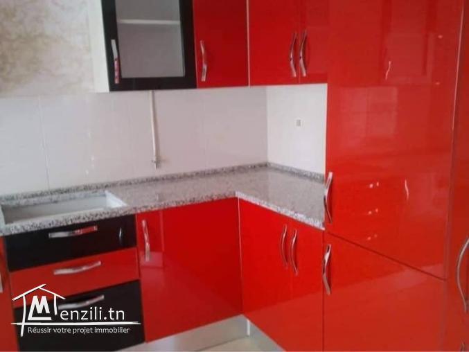 Un bel appartement S+2 à vendre à El Aouina
