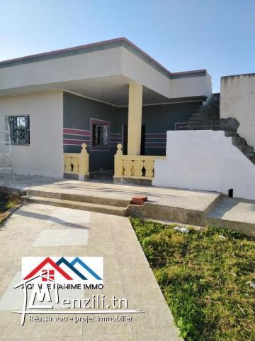 Maison a l’entouré de kélibia ds 1200m2