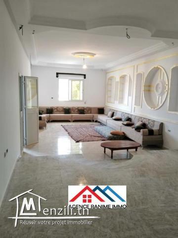 Maison a l’entouré de kélibia ds 1200m2