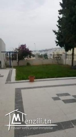 A vendre un Joli Rez de Chaussée rénové standing