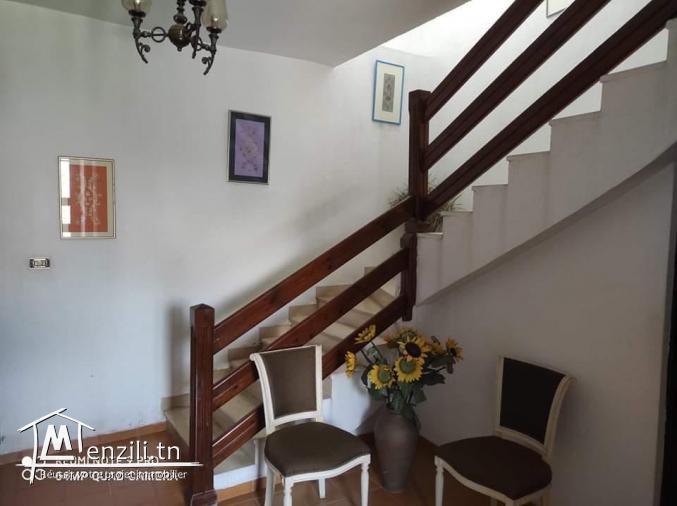 une villa sur deux niveaux de 300 m²