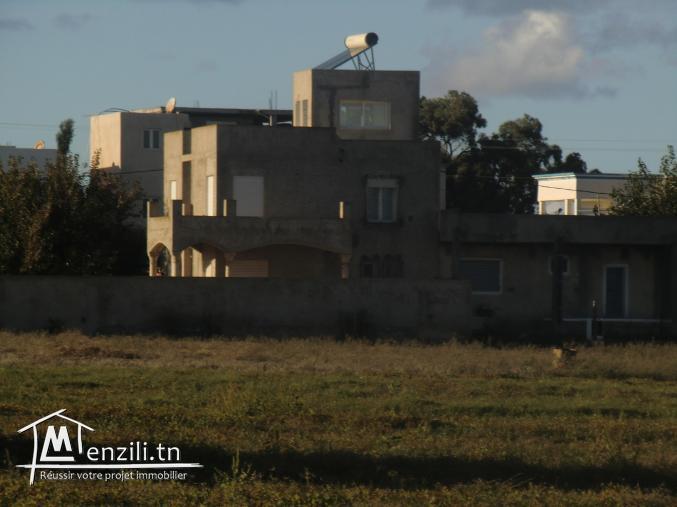 أرض للبيع بدار علوش مطلة عل بحر