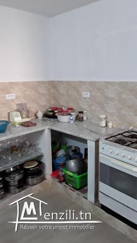 فيلا مع حديقة كبيرة