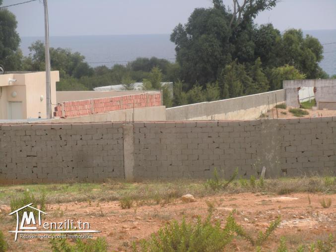 أرض للبيع بالهوارية تبعد 300م عل بحر