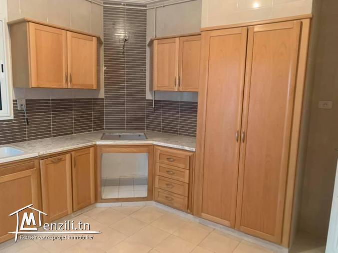 A louer un appartement s+3 spacieux haut standing