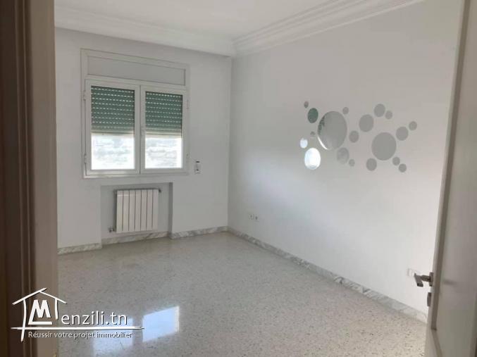 A louer un appartement s+3 spacieux haut standing