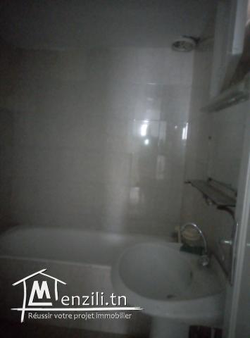 A VENDRE UN RDC A BORJ LOUZIR  ARIANA