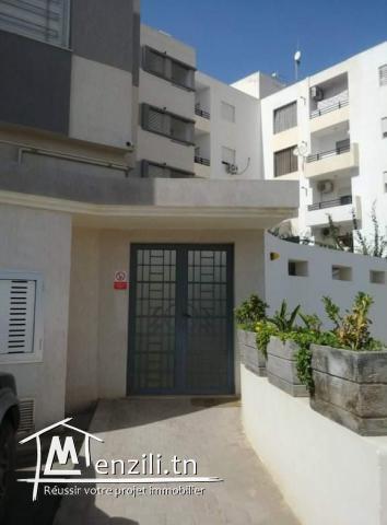 Bureau dans un état impeccable