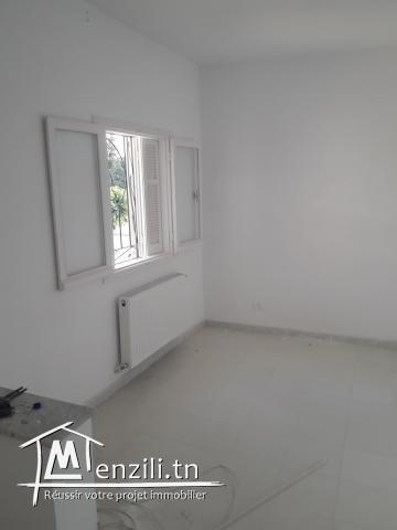 Maison à louer  dans un cartier calme à sidi daoud