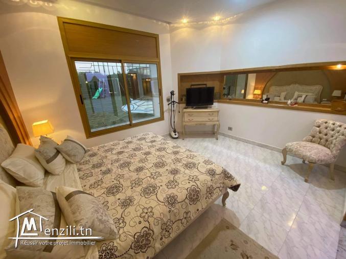 a vendre une jolie villa tres luxieuse à route teniour