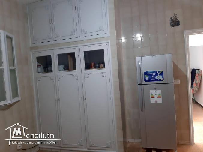 A louer avec grand viande 