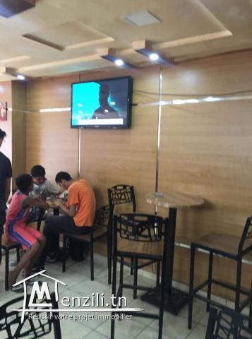 Cafétéria au coin Rades & Ezzahra