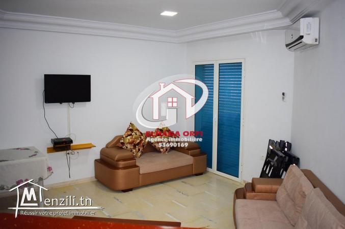 A VENDRE APPARTEMENT S+1 VUE SUR MER ET PIED DANS L'EAU