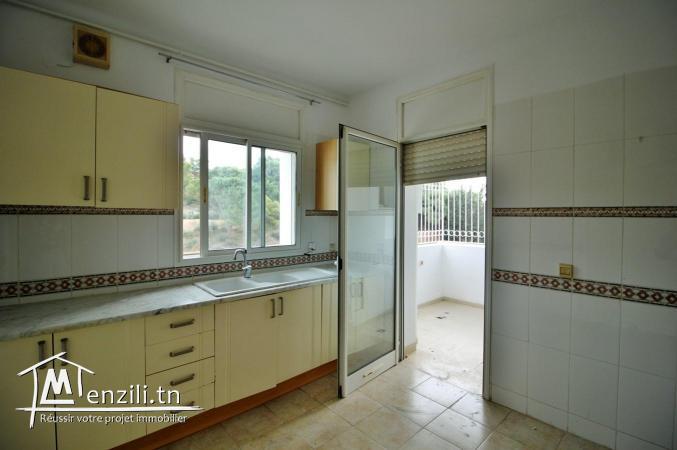 Lumineux appartement avec vue sur la forêt