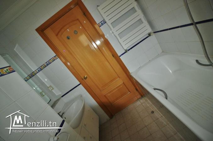 Lumineux appartement avec vue sur la forêt