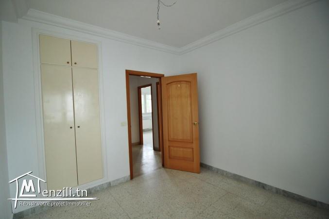 Lumineux appartement avec vue sur la forêt