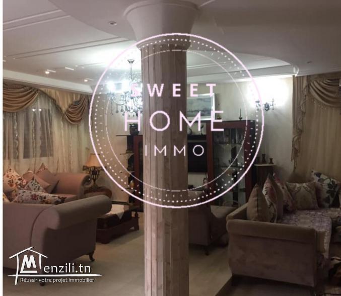 a vendre une belle villa+2 appartements a sahloul4