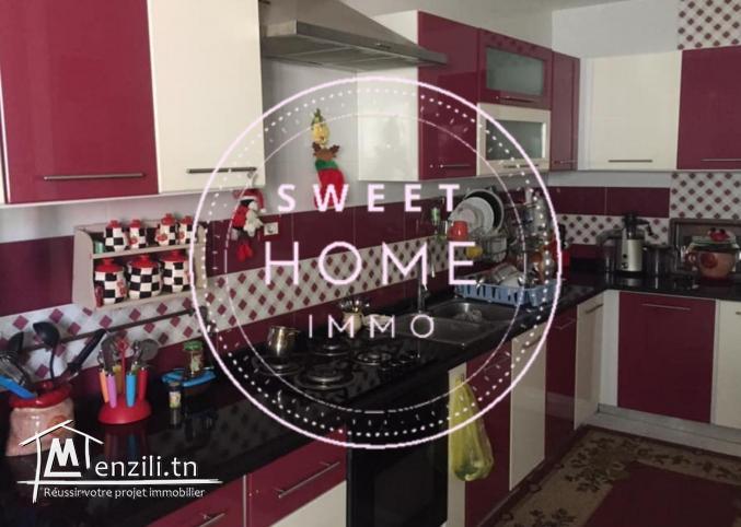 a vendre une belle villa+2 appartements a sahloul4