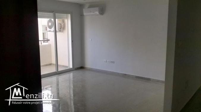 À louer appartement neuf s+2 1er étage à résidence Elyes 2