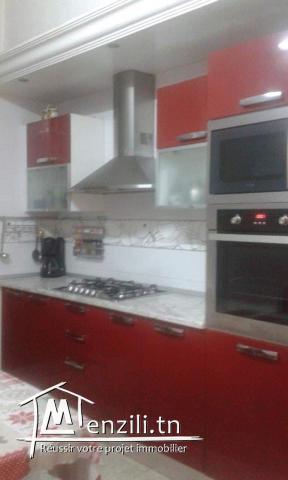 À vendre: Grand appartement en plein centre ville Tunis