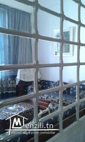 À vendre: Grand appartement en plein centre ville Tunis