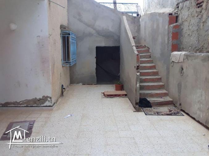 Maison deux niveaux 150 m compagne Hammamet