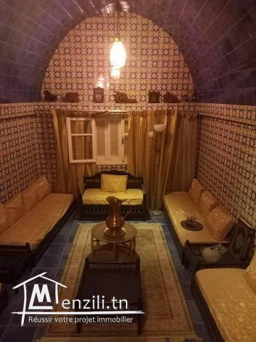 un étage de villa de 217 m2 situé à Bardo