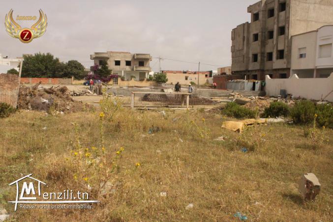 à vendre un terrain de superficie 540 m² à  #cité_Riadh_kélibia