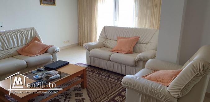 etage villa totalement indépendant bien meublé à louer