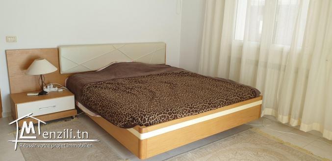 etage villa totalement indépendant bien meublé à louer