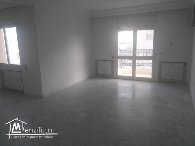 à louer s+3 l'aouina wahat