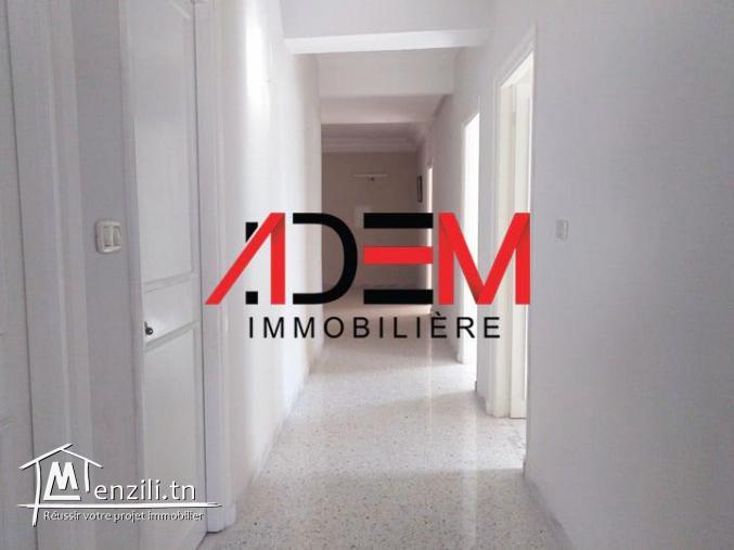 Bureau bien situé de type S5