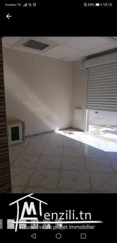 À vendre ou A louer Fond tout commerce Cité Ezzouhour