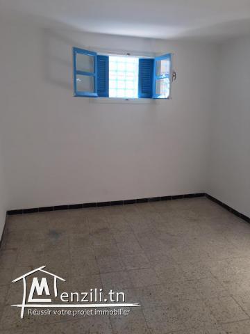 A louer pour USAGE EXCLUSIVEMENT DE BUREAU : Studio S+1 au centre ville de Tunis.