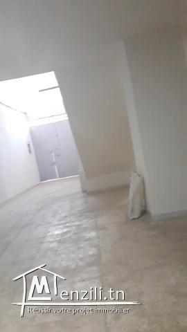 local commercial tout usage