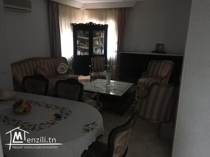 Grande et luxueuse villa de 2 étages à Rades Meliane