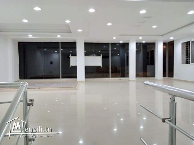 Showroom à Monastir devant Monoprix El Agba location NET IMPOTS