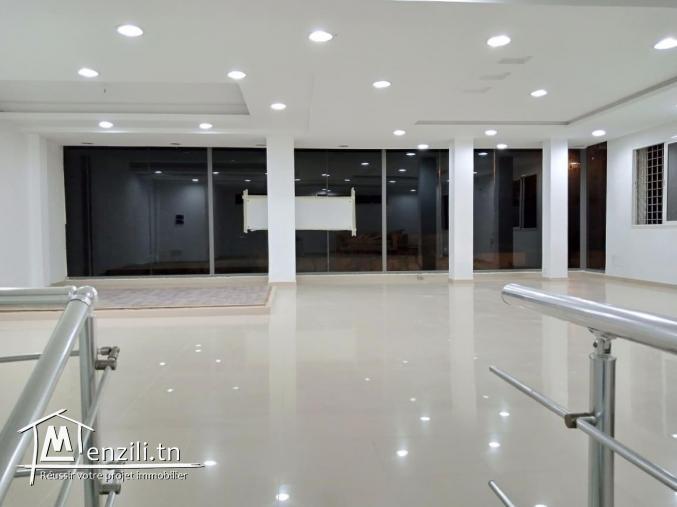 Showroom à Monastir devant Monoprix El Agba location NET IMPOTS